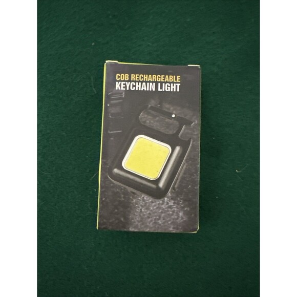 800 Lumens Mini COB Flashlights Bright Rechargeable Keychain Small Pocket Light - Picture 1 of 4